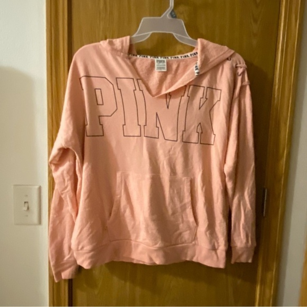 Pink Victoria’s Secret Sweatshirt Women’s XS Pull Over Pocket LongSleeve